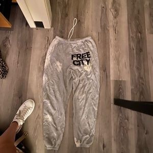 Freecity Sweatpants